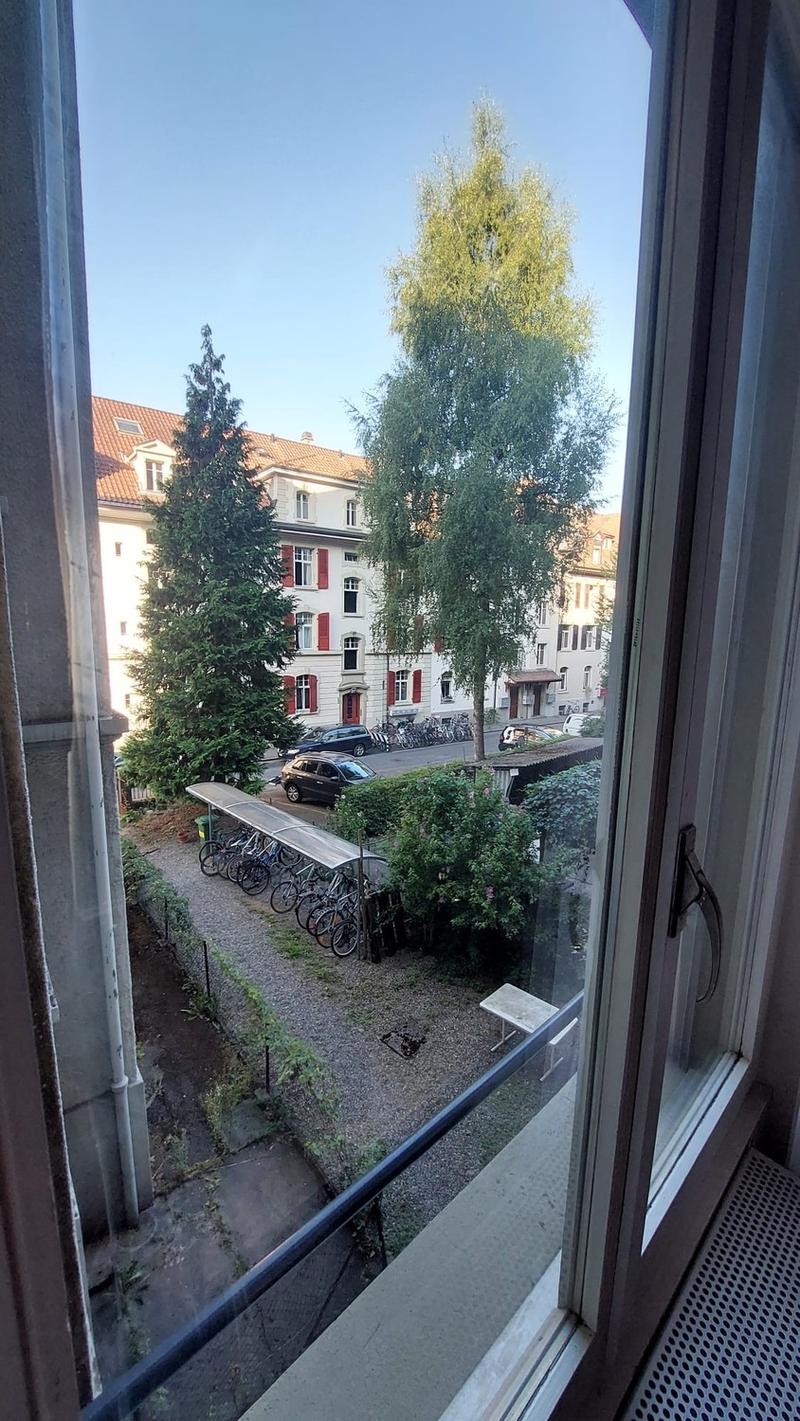 Möbliertes WG-Zimmer in zentraler Lage nahe Bahnhof und Universität (4)