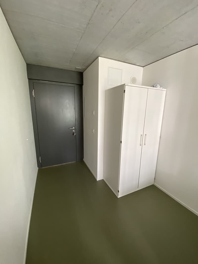 Room for rent to atleast 31 December, can be extended (2)