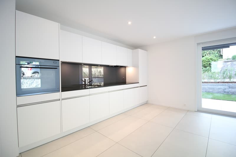 NEUBAU - 2.5 Zimmerwohnung an ruhiger und zentraler Lage (2)