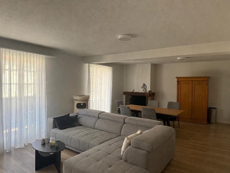 Gemütliche 3.5-Zimmer-Wohnung mit Balkon in Wildegg (1)