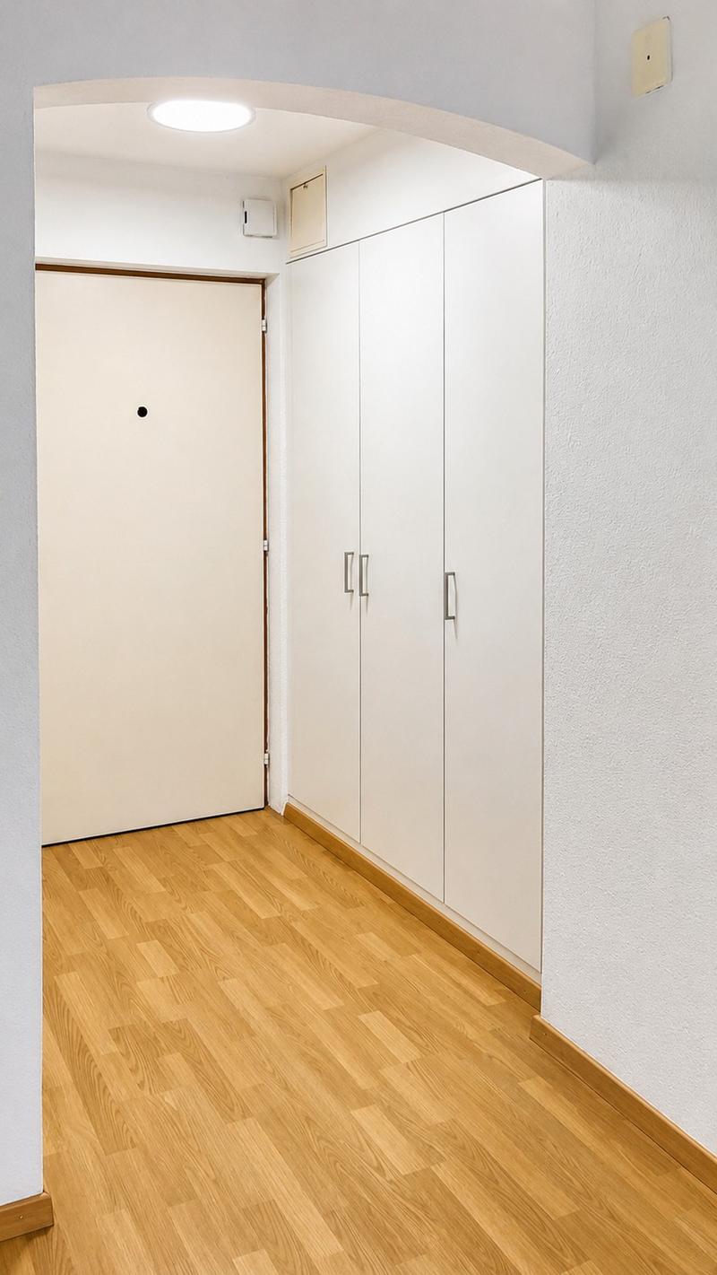 Helle und gepflegte Wohnung mit Balkon,optionaler Garage (2)