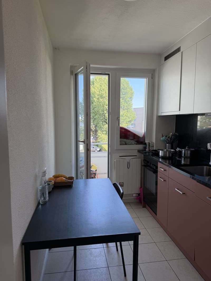 WG-Zimmer ab 01.10.2026  Nähe Uni Irchel & Glatt | nur für Frauen (6)