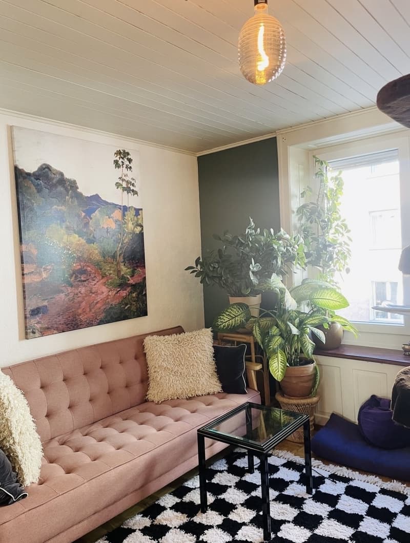Temporary 3/4/6 Months (Nov-Apr) Furnished Room  Super Central, 2 Min from Main Train Station (7)
