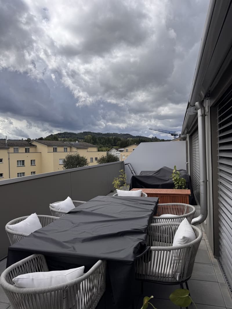 4.5-Zimmer-Dachwohnung in Niederuzwil modern, sonnig und familienfreundlich (2)
