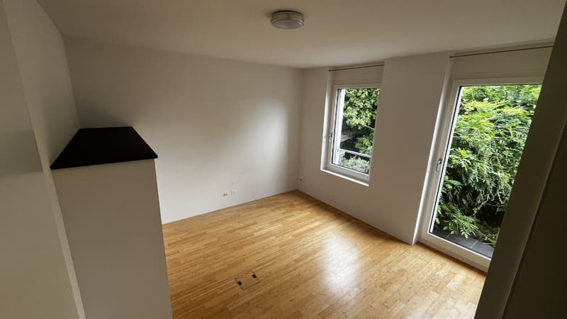 Helles Zimmer in Einfamilienhaus-WG (1)