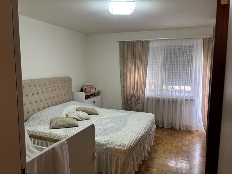 Zum vermieten 3 Zimmer Wohnung (6)