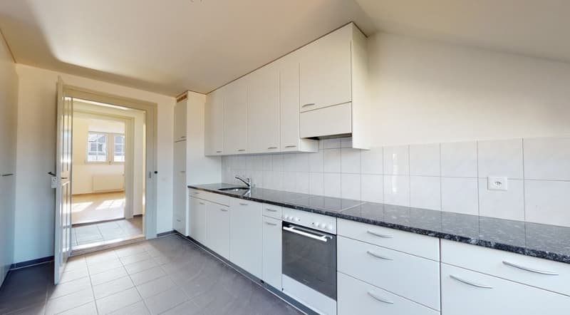 6-Zimmer Wohnung im Herzen von Thun (4)