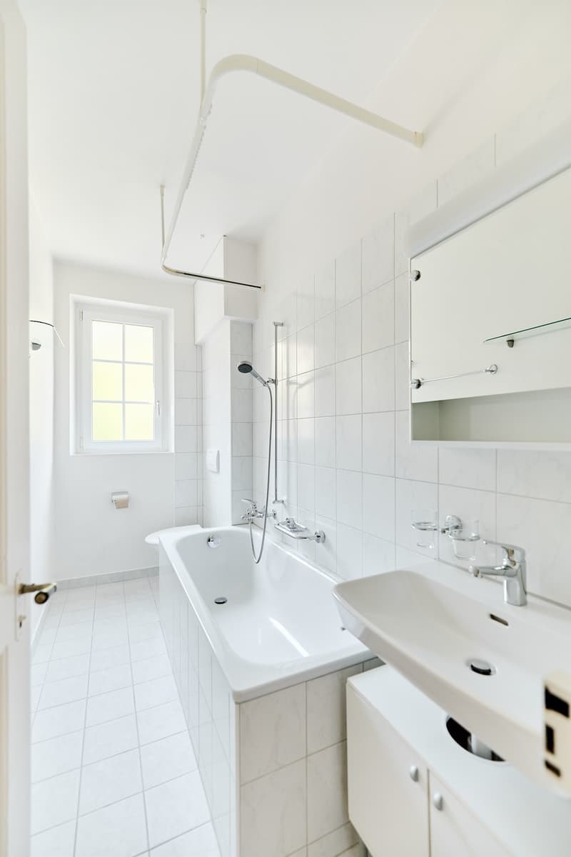 3 Zimmer Wohnung mit traumhaften Blick vom Balkon (8)
