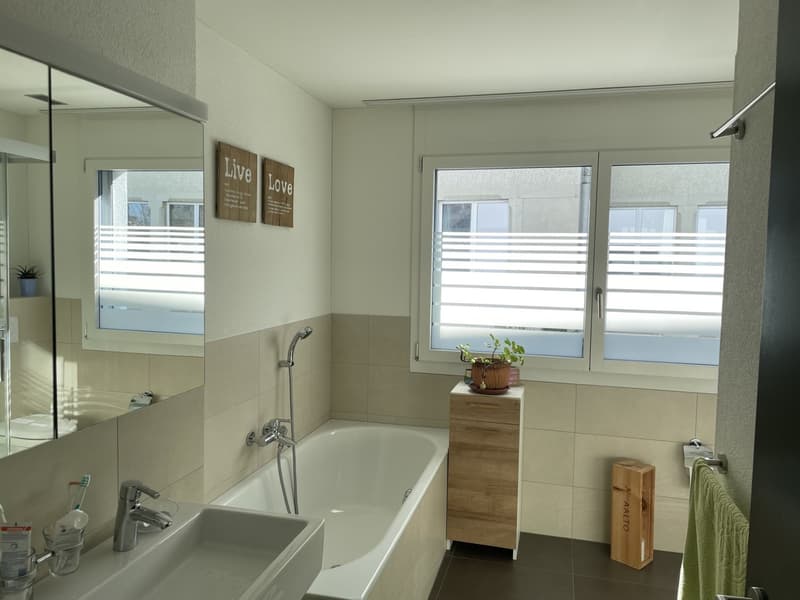 helles, ruhiges WG-Zimmer (4)
