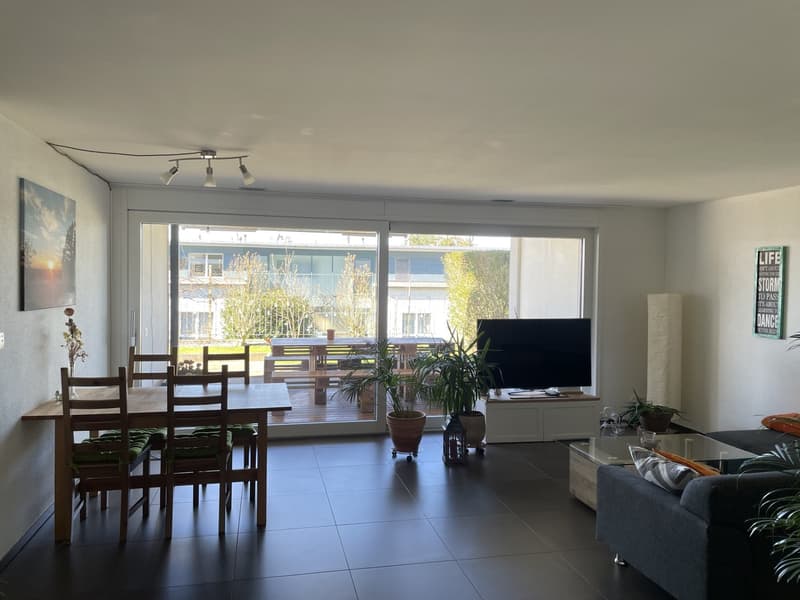 helles, ruhiges WG-Zimmer (1)