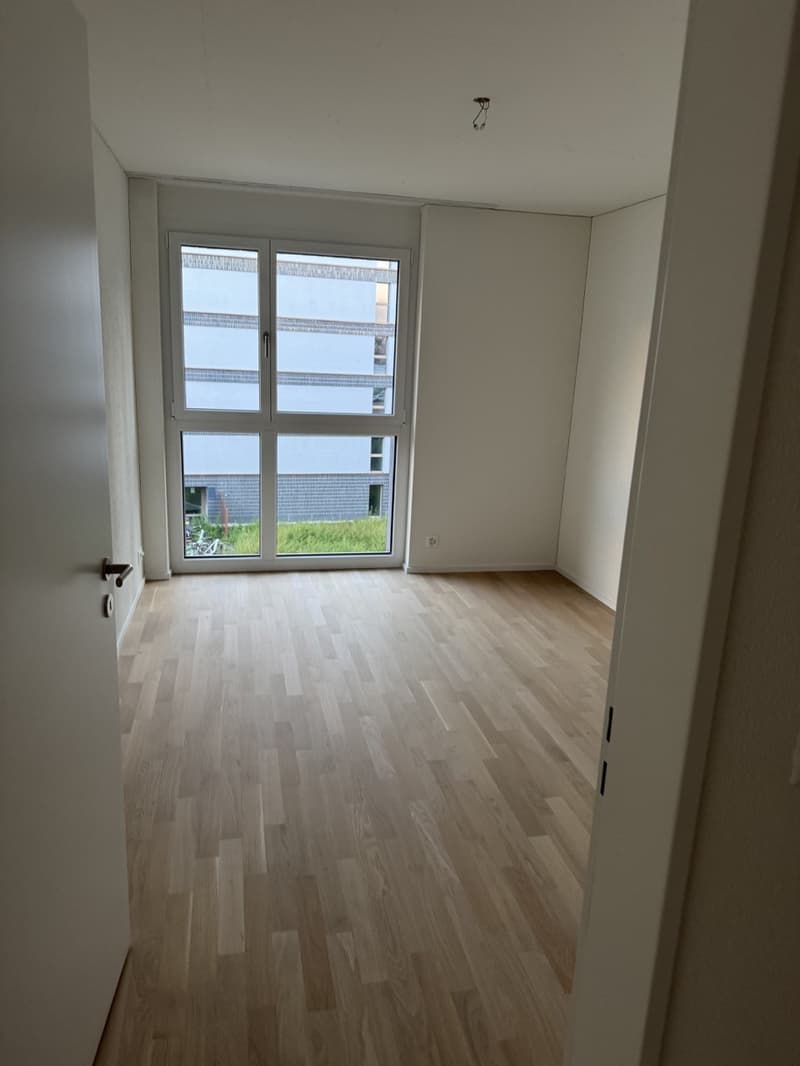 Moderne & helle 4.5-Zimmer Wohnung im Younic Quartier (7)