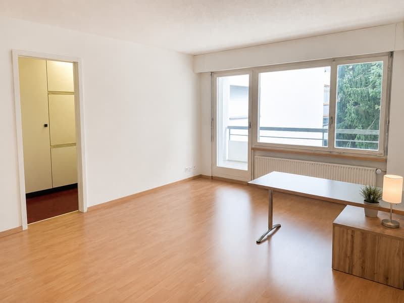 NACHMIETER GESUCHT: HELLE 1,5-ZIMMER-WOHNUNG MIT BALKON IN RORSCHACH (1)