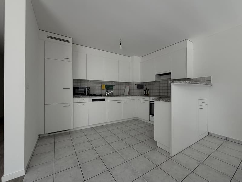 Grosszügige renovierte 4,5-Zimmer-Wohnung (110 m²) mit zwei Balkonen in Teufen (1)