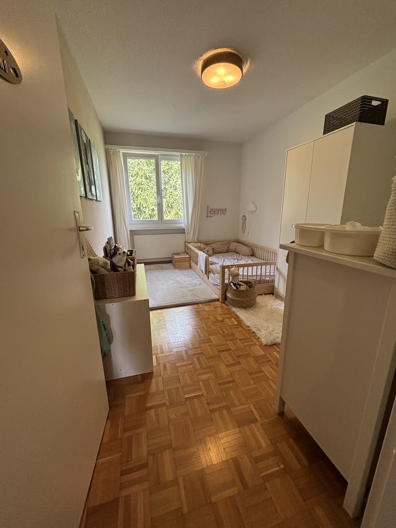 Helle 4.5-Zimmerwohnung in Pfäffikon ZH ruhig, familienfreundlich & zentral (2)