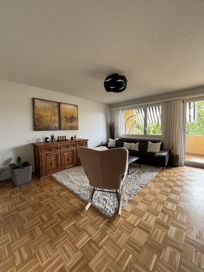 Helle 4.5-Zimmerwohnung in Pfäffikon ZH ruhig, familienfreundlich & zentral (5)