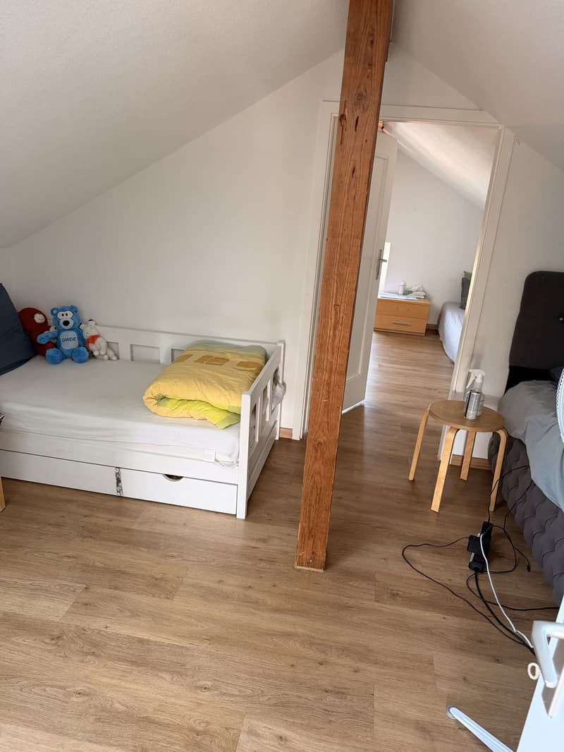 Helle 5.5-Zimmer-Wohnung in Wabern sonnig, ruhig & nur 1 Minute vom Tram entfernt (1)