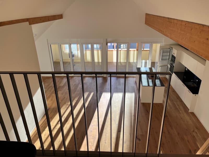 Nachmieter gesucht: 2.5-Zimmer-Dachwohnung mit grossem Balkon und Galerie (7)