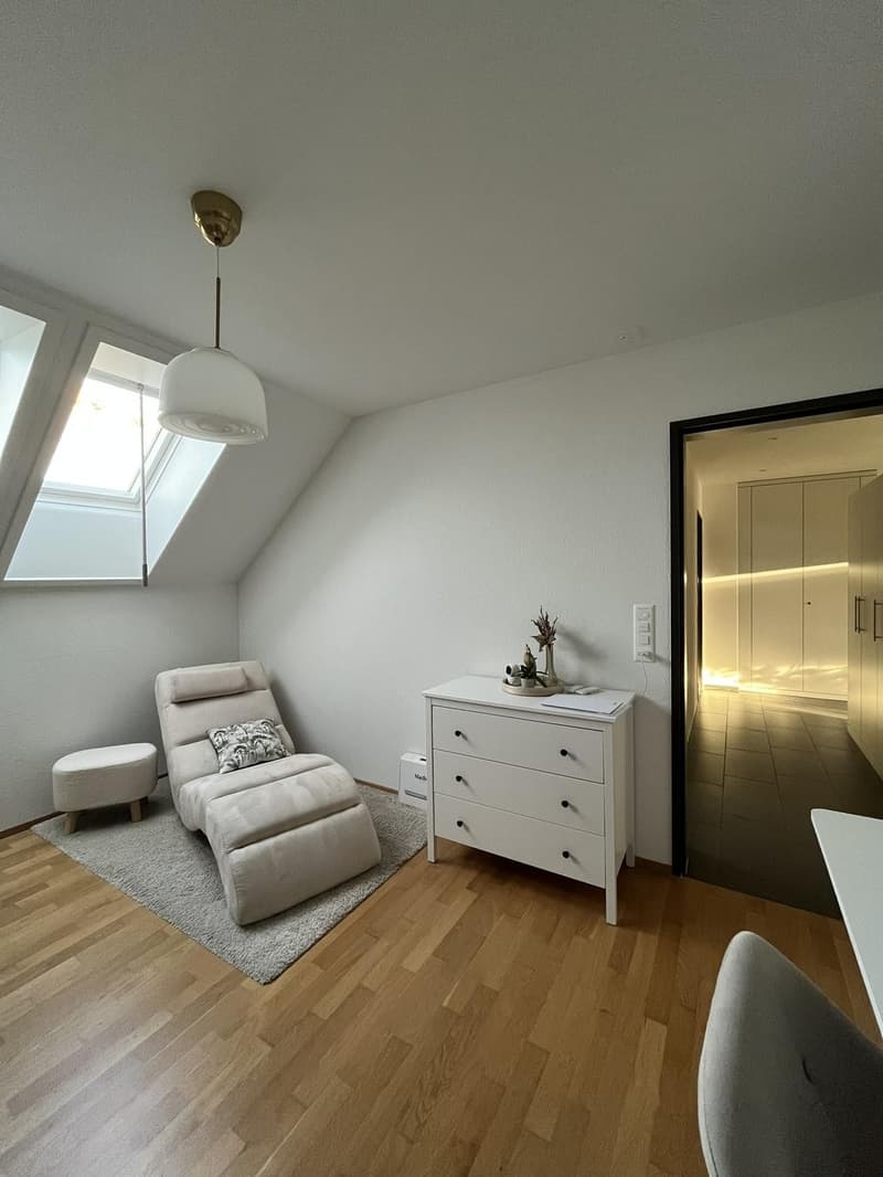 3.5 Zi 95m2 Wohnung in Holziken (5)
