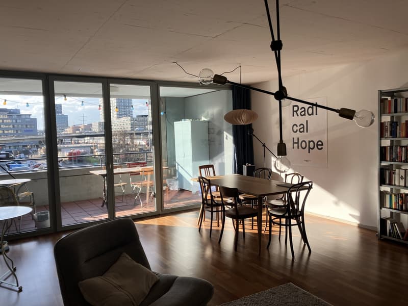 Atmospheric apartment in urban neighborhood Jan/Feb 2027 (1)