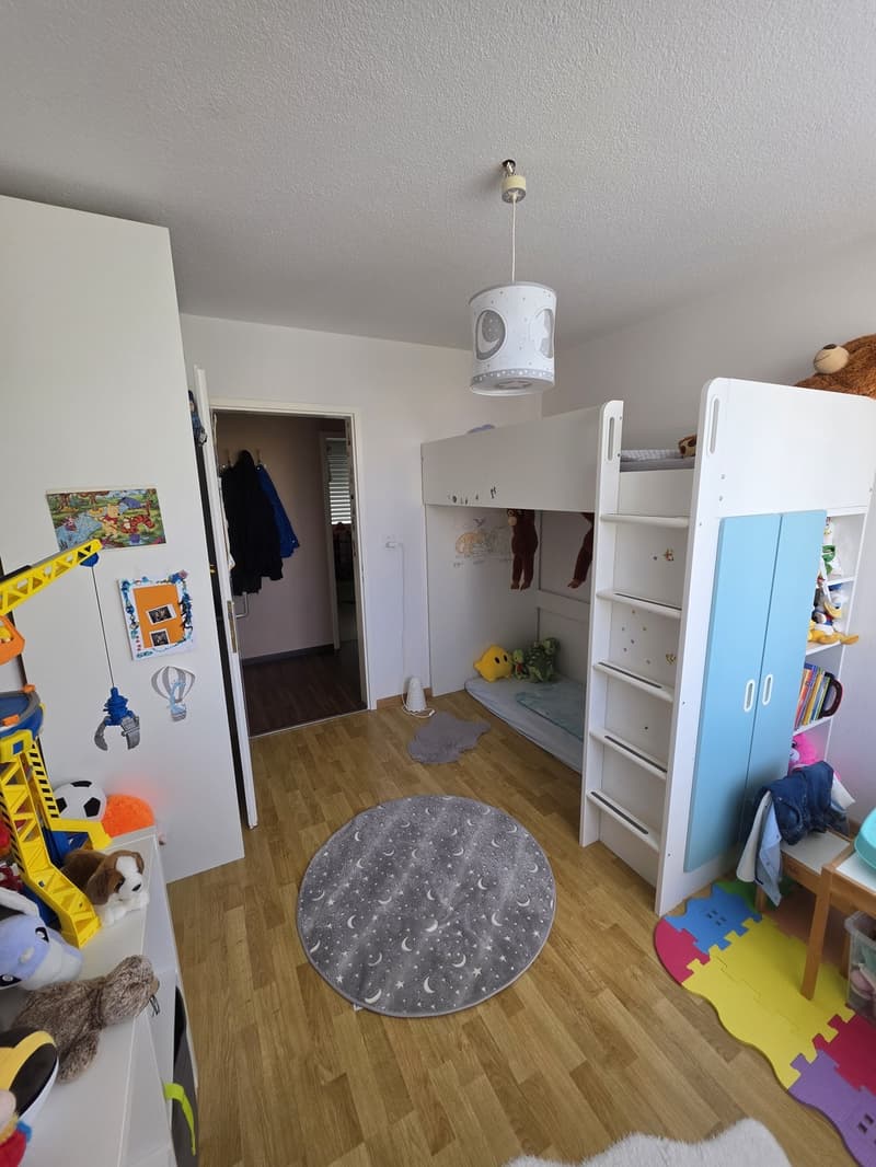 Helle 4,5 Zimmer Wohnung (5)