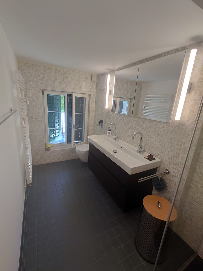 3-Zimmerwohnung 1.OG (2/2) mit Balkon (10)