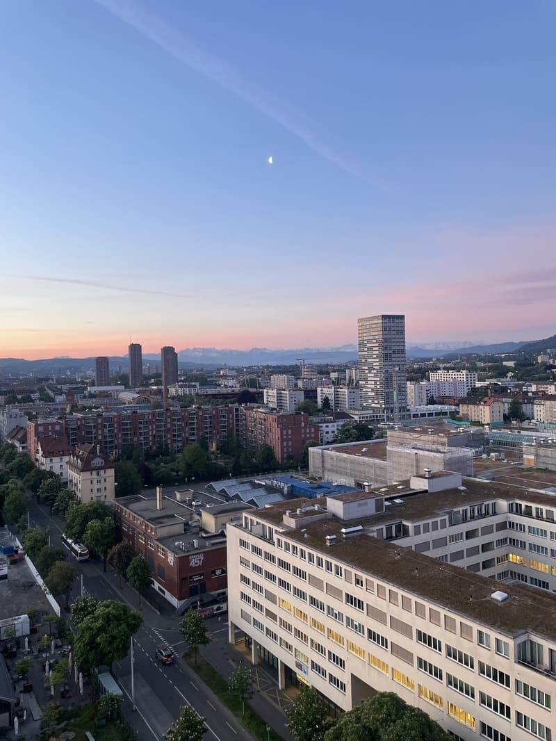 Furnished 3.5 Room Apartment | 16th Floor | Zurich Altstetten | Temporary (2)