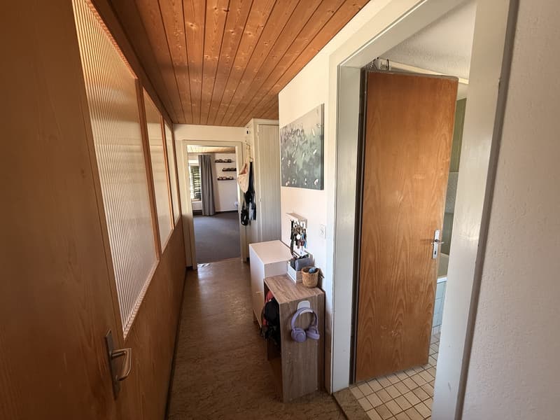 Charmante 2.5-Zimmer-Wohnung in Wohlen (3)