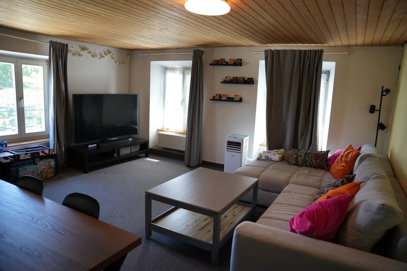 Charmante 2.5-Zimmer-Wohnung in Wohlen (5)