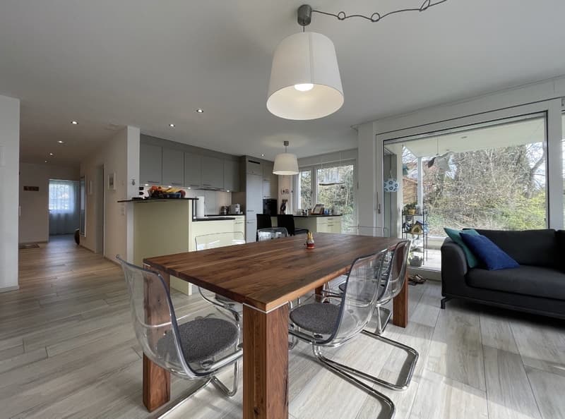 Hochwertige 3.5-Zimmerwohnung 90qm (4)