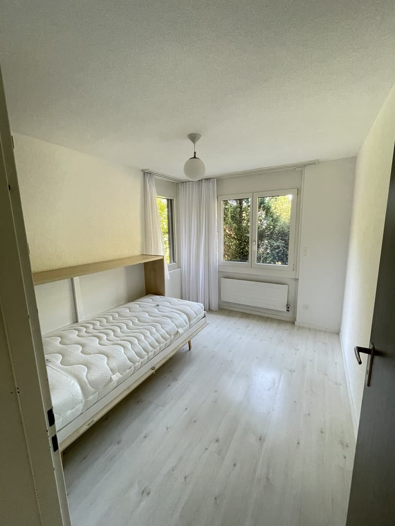 WG Zimmer, 3800 Unterseen (2)