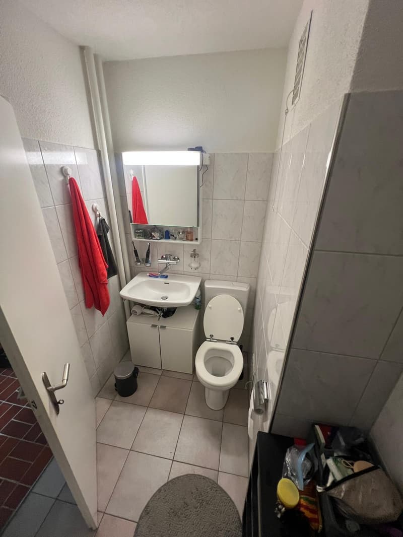 Schöne, helle 3.5-Zimmer-Wohnung an toller Lage Nachmieter per 01.10.2026 gesucht (7)