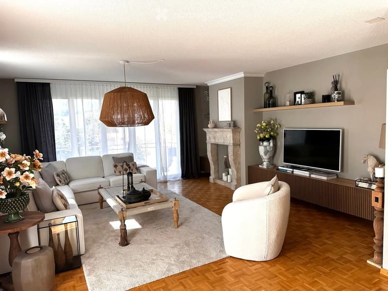 Helle und grosszügige 2½-Zimmerwohnung mit grossem Balkon in Kirchdorf AG (2)