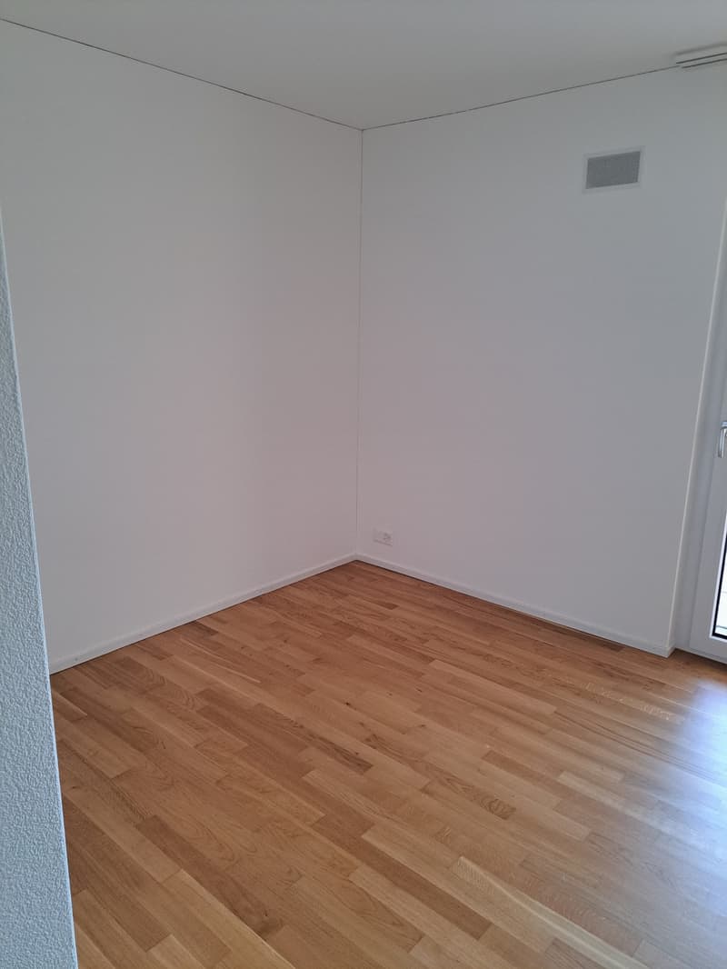 *Schöne, helle 3.5 Zimmer-Wohnung in Bettwiesen (TG) mit zwei sonnigen Balkonen* (12)