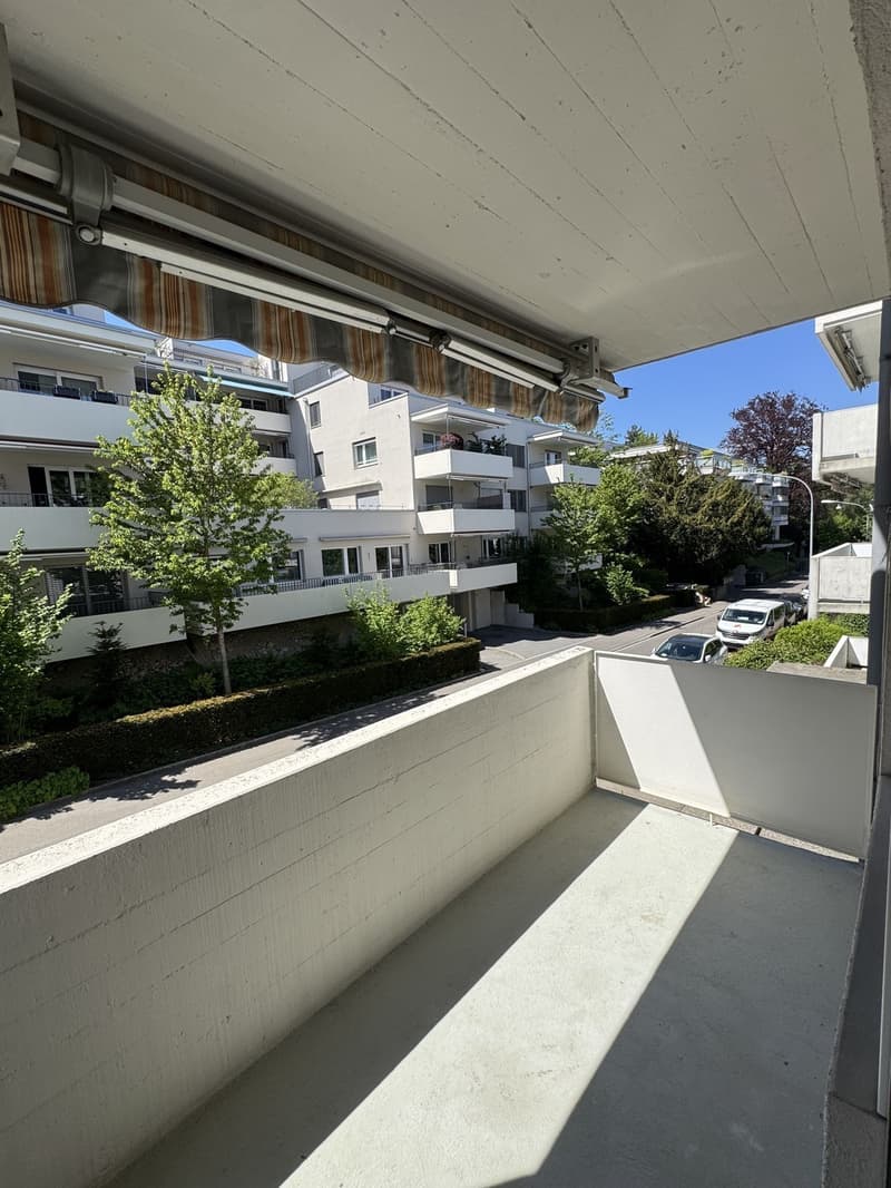 WG-Zimmer in 3.5-Zimmer-Wohnung in der Enge Zürich. (2)