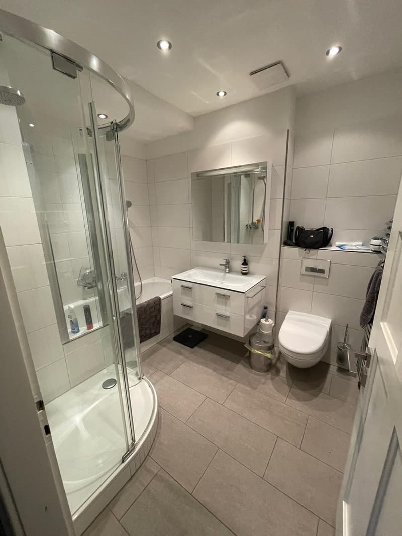 Bright furnished room at Kreuzplatz - move-in ready (4)