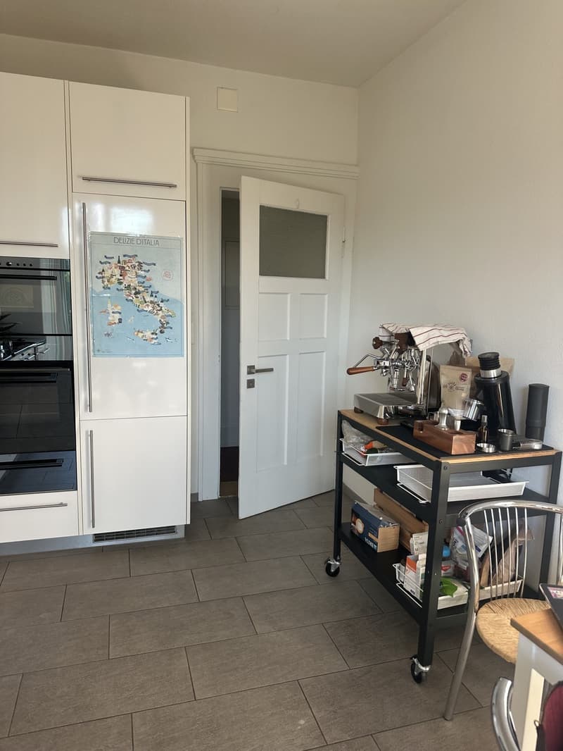 Bright furnished room at Kreuzplatz - move-in ready (3)
