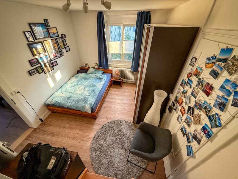 Möbliertes WG-Zimmer zur Zwischenmiete in Zürich Wiedikon (2)