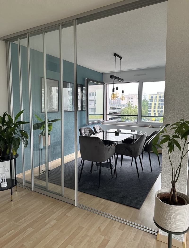 Helle 3.5 Zimmerwohnung in Zürich Seebach (8)