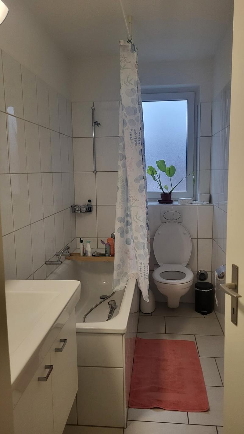 Bad mit Wanne
