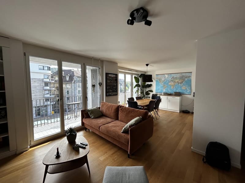 Möblierte 2.5 Zimmer Wohnung im Kreis 5 befristet November (2)