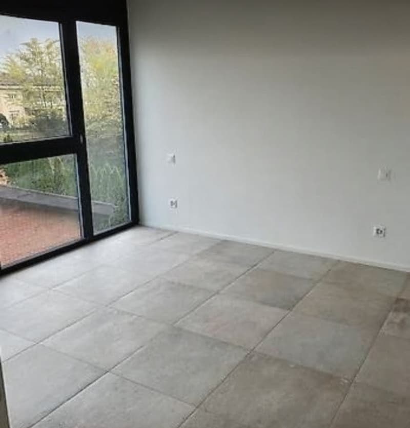 CERCASI SUBENTRANTE  Spazioso e moderno 4.5 locali con terrazza coperta  Serocca d'Agno (7)