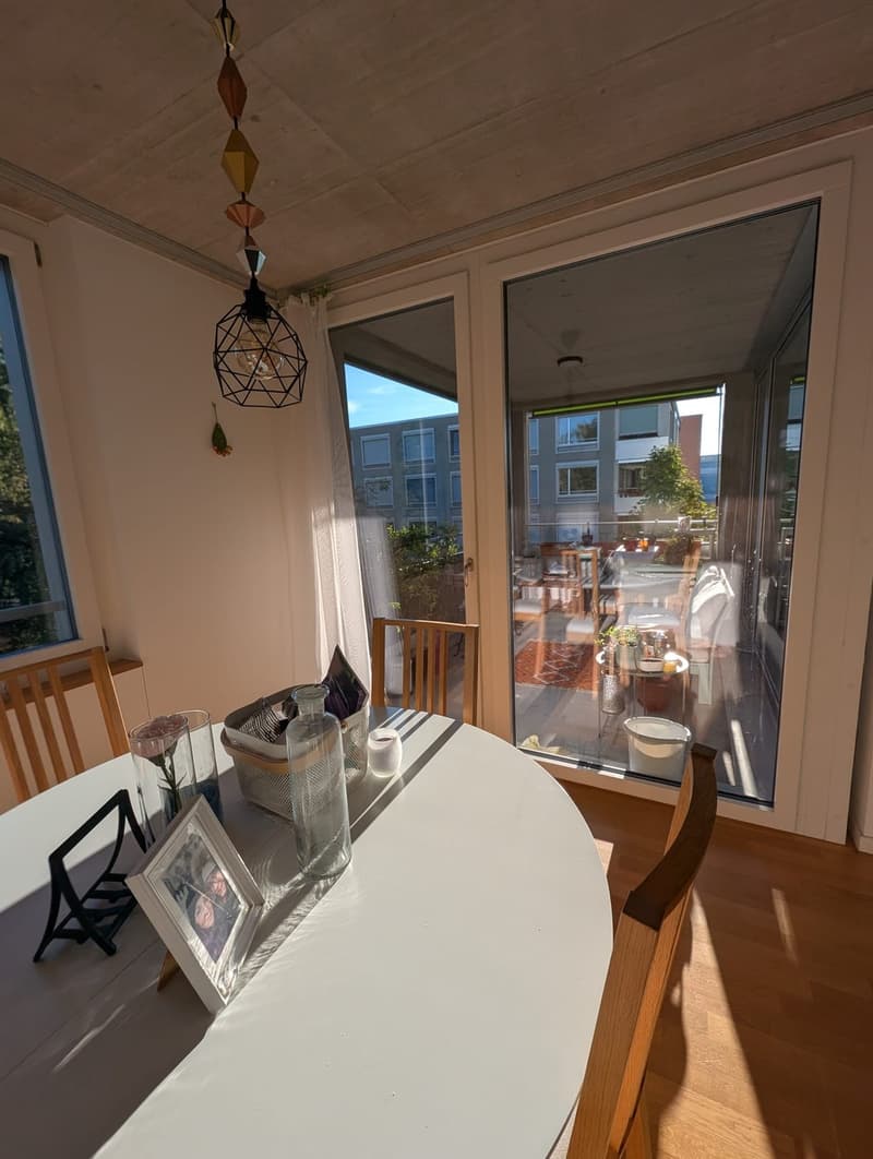 Untermiete - moblierte stilvolle 3.5-Zimmer-Wohnung in Zürich Affoltern (1)