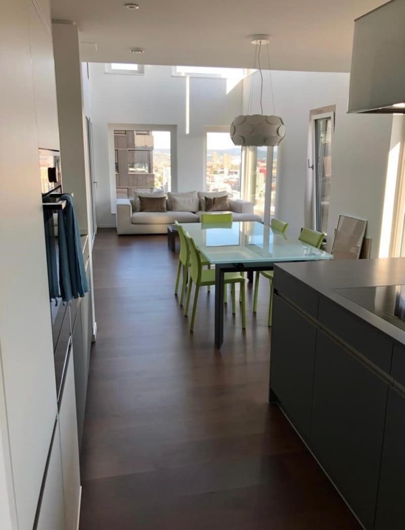 Küche und unteres Wohnzimmer