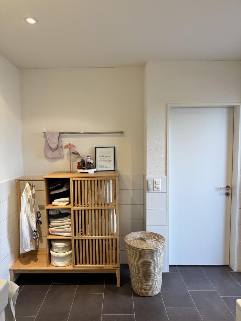 Möblierte 3.5-Zimmer-Wohnung zur Zwischenmiete (english below) (10)