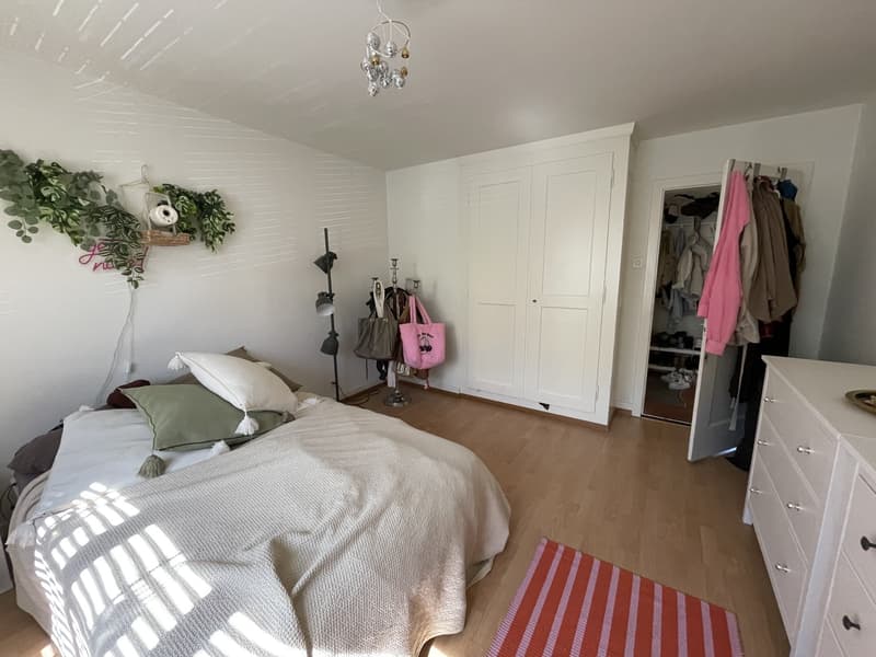 Gemütliche Wohnung mit 2 Balkonen (2)