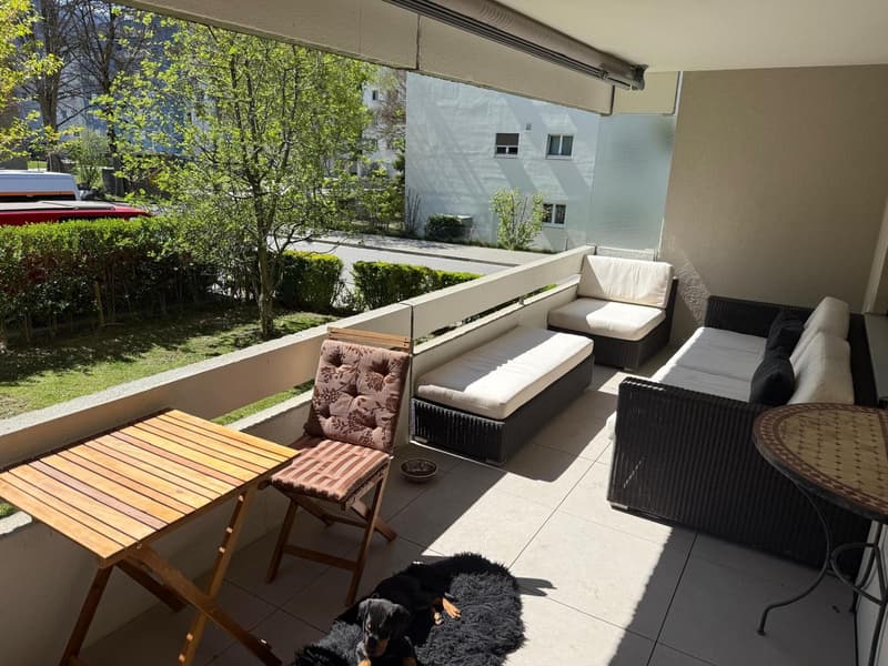 Schönes Zimmer in ruhiger Frauen-WG in Chur (8)