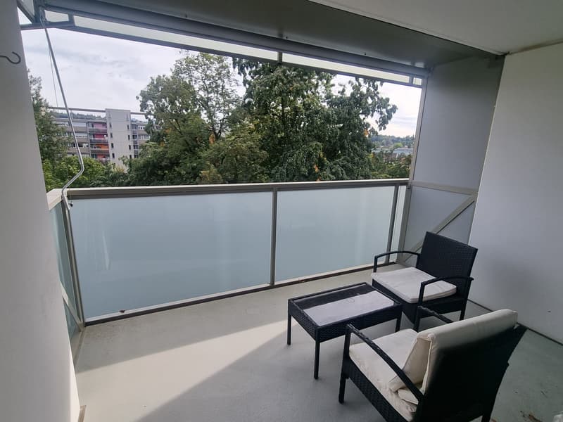 Moderne und helle 2.5-Zimmer-Wohnung in Bern-Bümpliz (6)