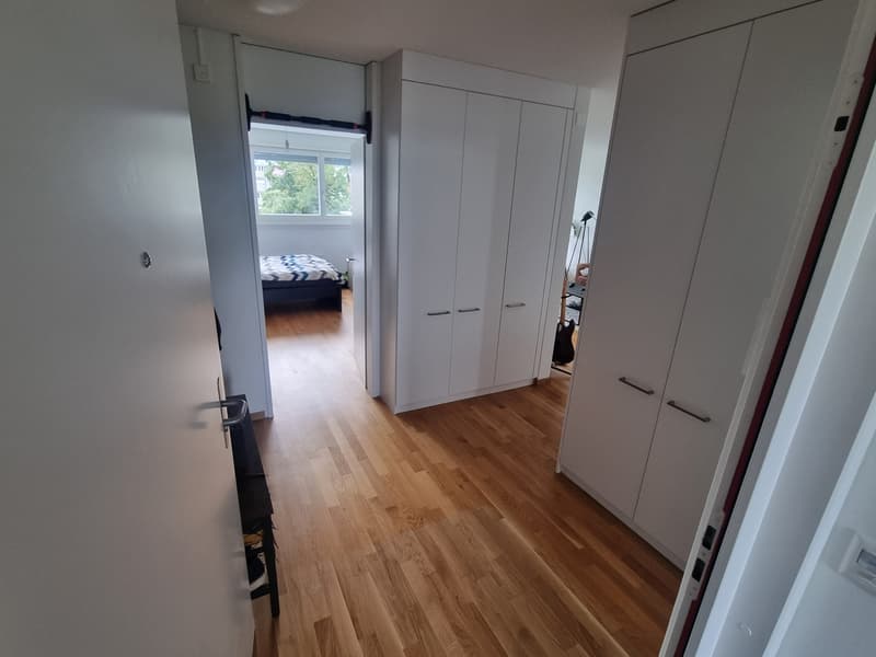 Moderne und helle 2.5-Zimmer-Wohnung in Bern-Bümpliz (3)