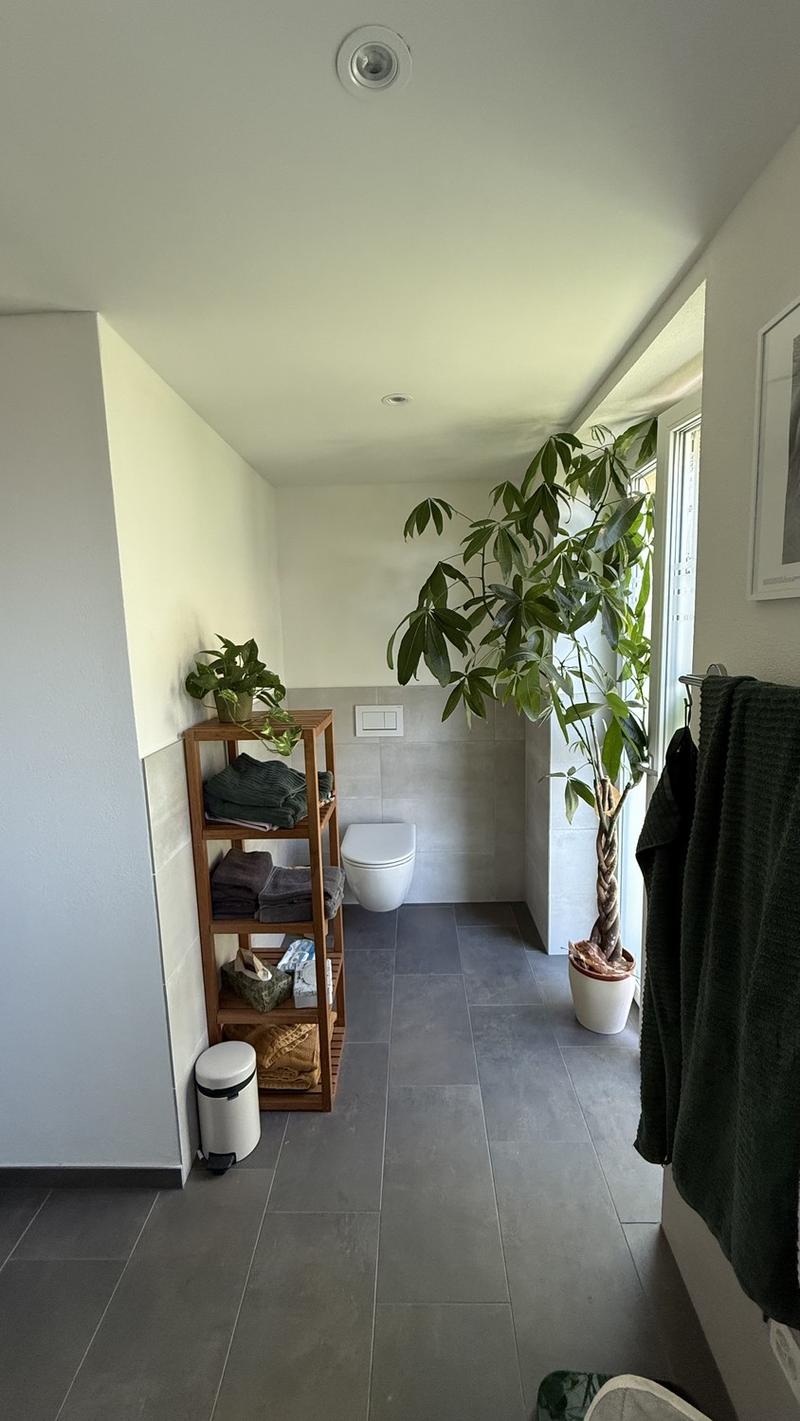 Moderne 2.5-Zimmer-Wohnung (57 m²) mit Balkon und ruhiger Lage, 10 Min. zu Oerlikon (8)