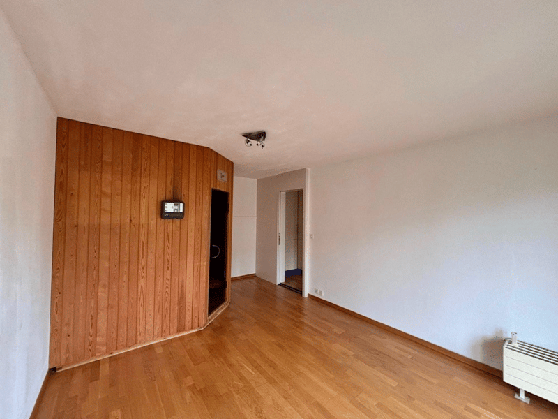 Möblierte 2.5-Zi-Whg mit Sauna in Küssnacht (2)